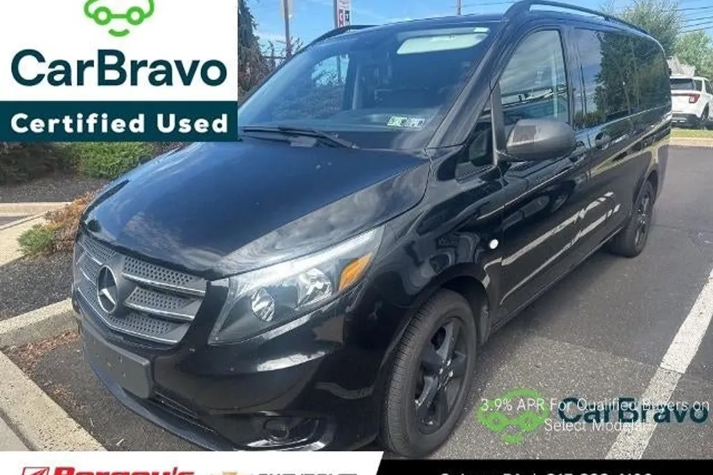 2018 Mercedes Benz Metris Passenger photo 1