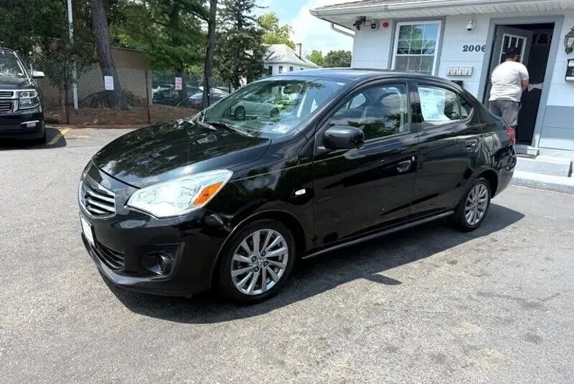 2019 Mitsubishi Mirage G4 ES photo 1