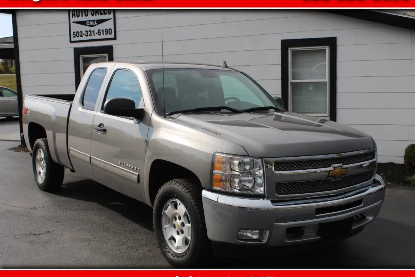 2012 Chevrolet Silverado 1500 LT photo 1