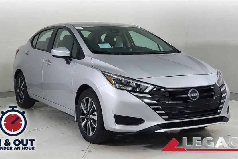2025 Nissan Versa SV photo 1