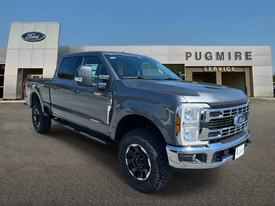 2025 Ford F-250 XLT photo 1