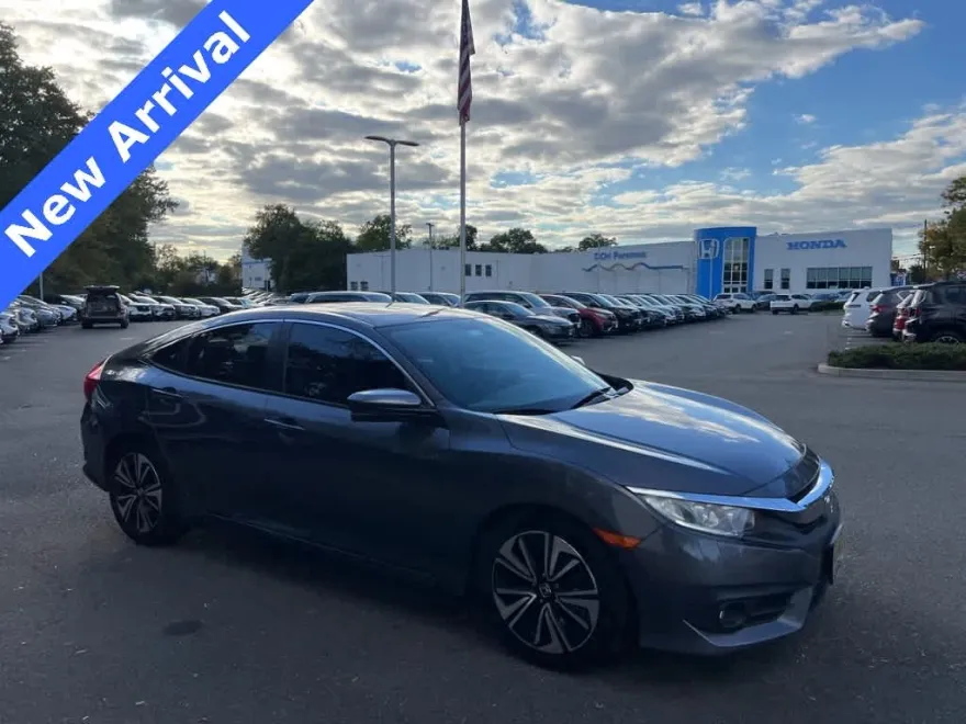 2016 Honda Civic EX-T photo 1