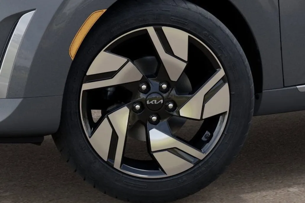 2025 Kia Soul GT-Line photo 1