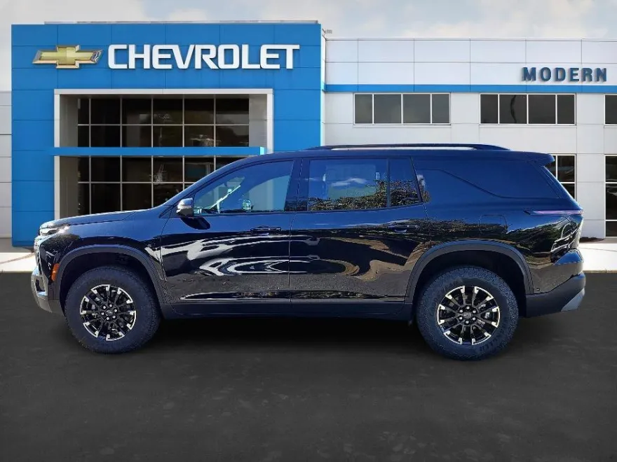 2025 Chevrolet Traverse Z71 photo 1