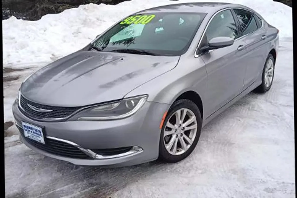 2015 Chrysler 200 Limited photo 1
