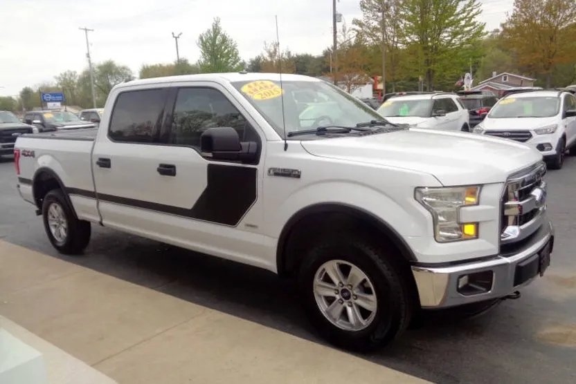 2015 Ford F-150 XLT photo 1