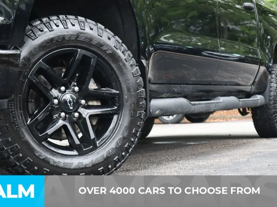 2023 Chevrolet Silverado 1500 Custom Trail Boss photo 1