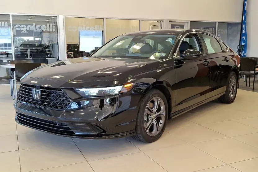 2025 Honda Accord Hybrid EX-L photo 1