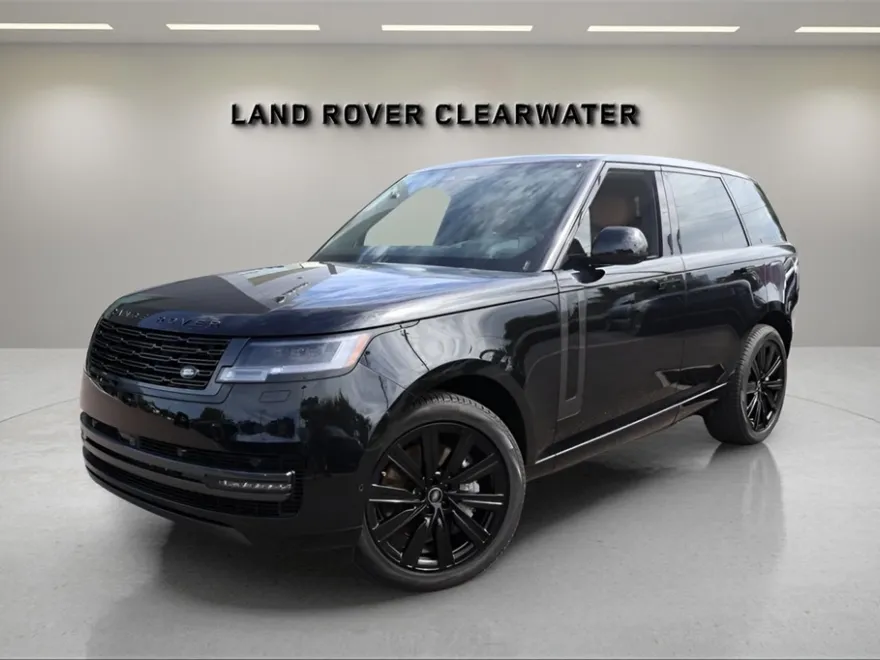 2025 Land Rover Range Rover SE photo 1