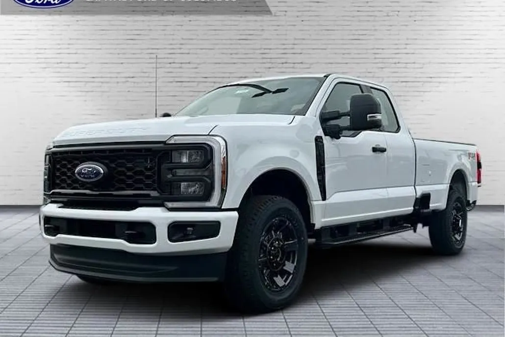2025 Ford F-350 XL photo 1