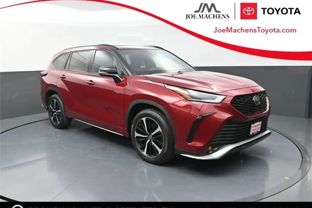 2022 Toyota Highlander XSE photo 1