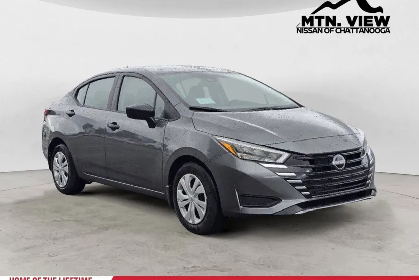 2025 Nissan Versa S photo 1