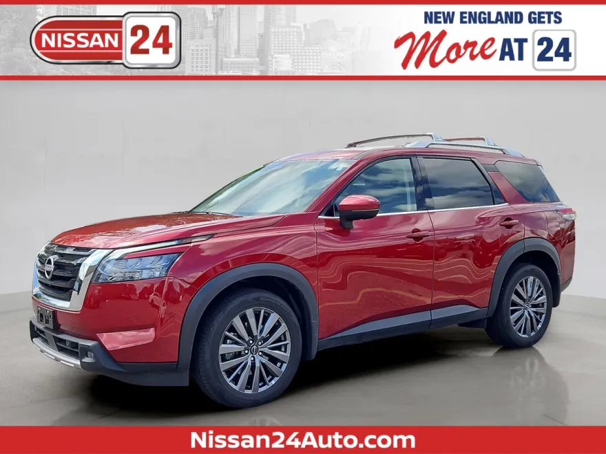 2025 Nissan Pathfinder SL photo 1