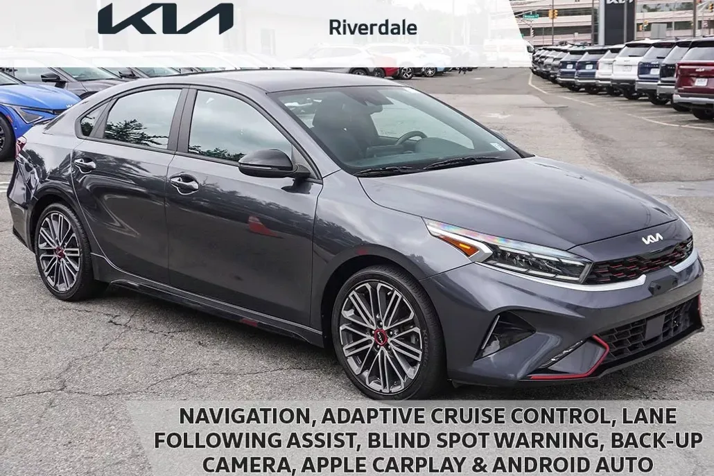 2023 Kia Forte GT photo 1