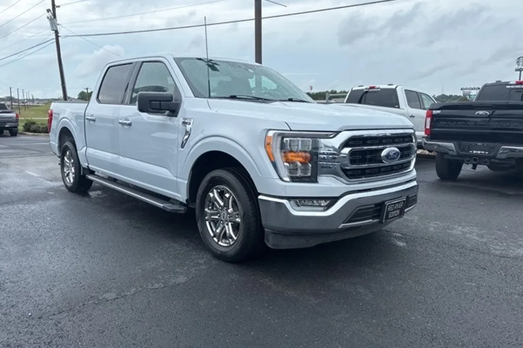 2021 Ford F-150 XLT photo 1