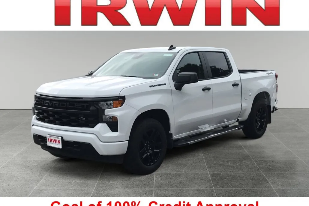 2024 Chevrolet Silverado 1500 Custom photo 1