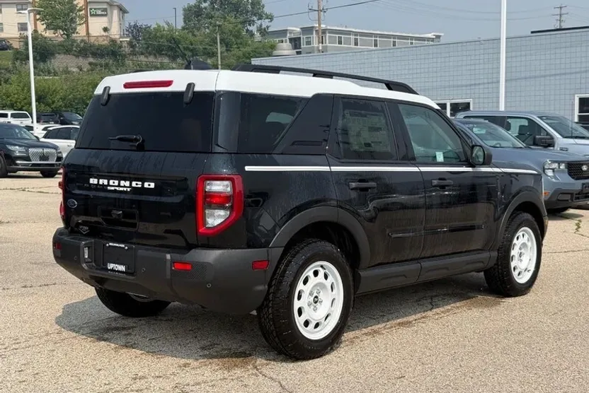 2025 Ford Bronco Sport Heritage photo 1