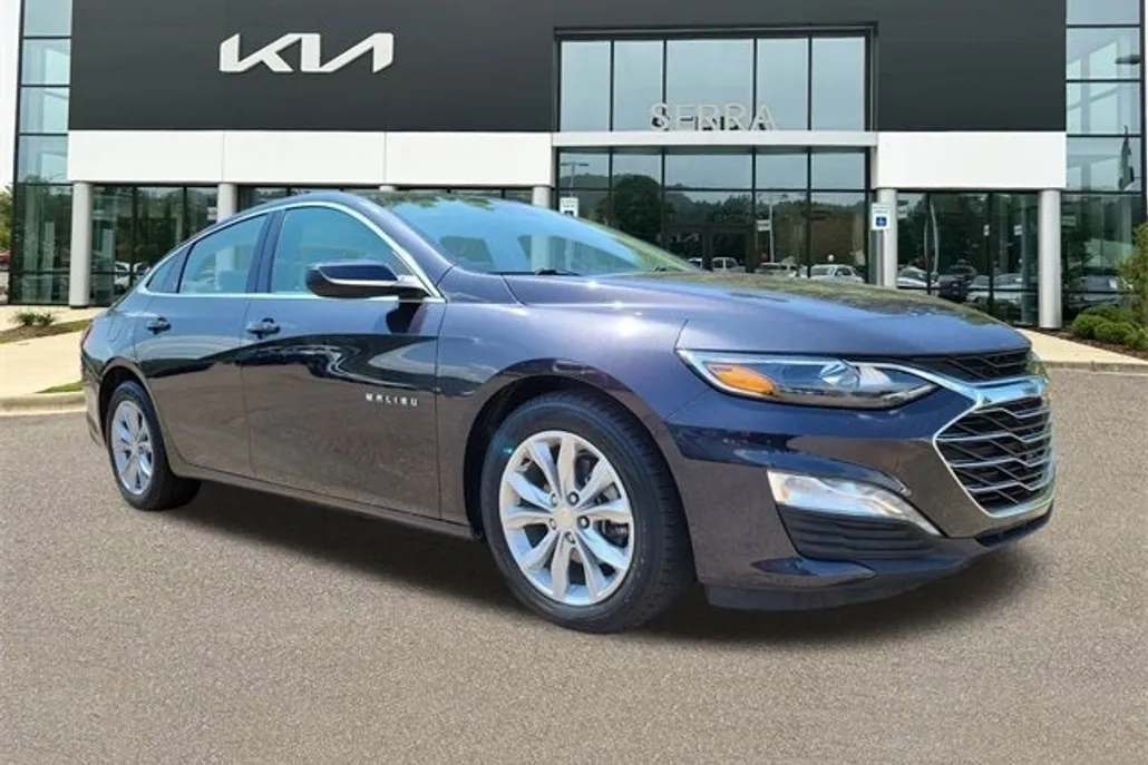 2023 Chevrolet Malibu 1LT photo 1