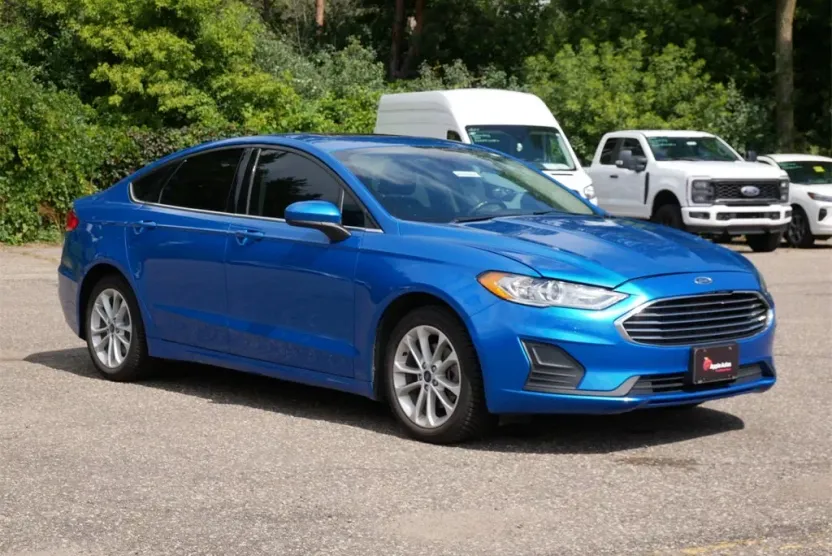 2020 Ford Fusion Hybrid SE photo 1