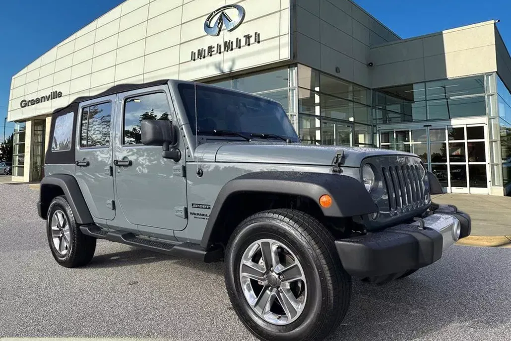 2014 Jeep Wrangler Unlimited Sport photo 1