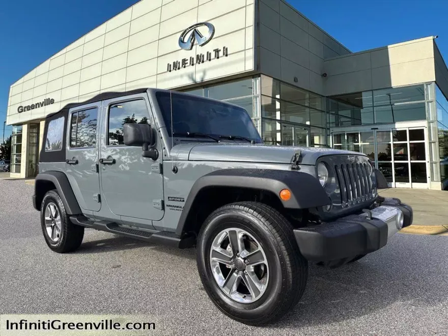 2014 Jeep Wrangler Unlimited Sport photo 1