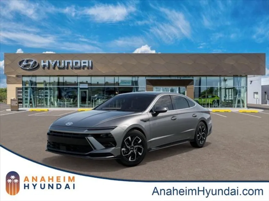 2025 Hyundai Sonata SEL photo 1