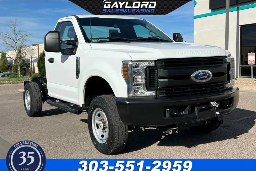 2019 Ford F-350 XL photo 1