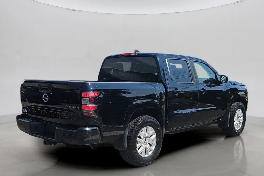 2022 Nissan Frontier SV photo 1
