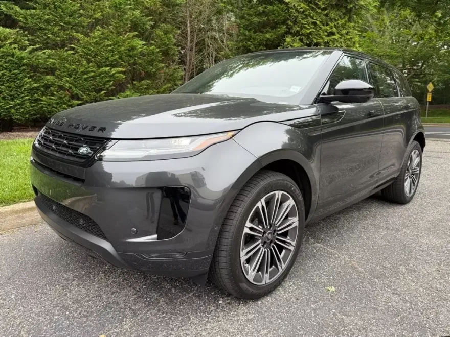 2026 Land Rover Range Rover Evoque S photo 1