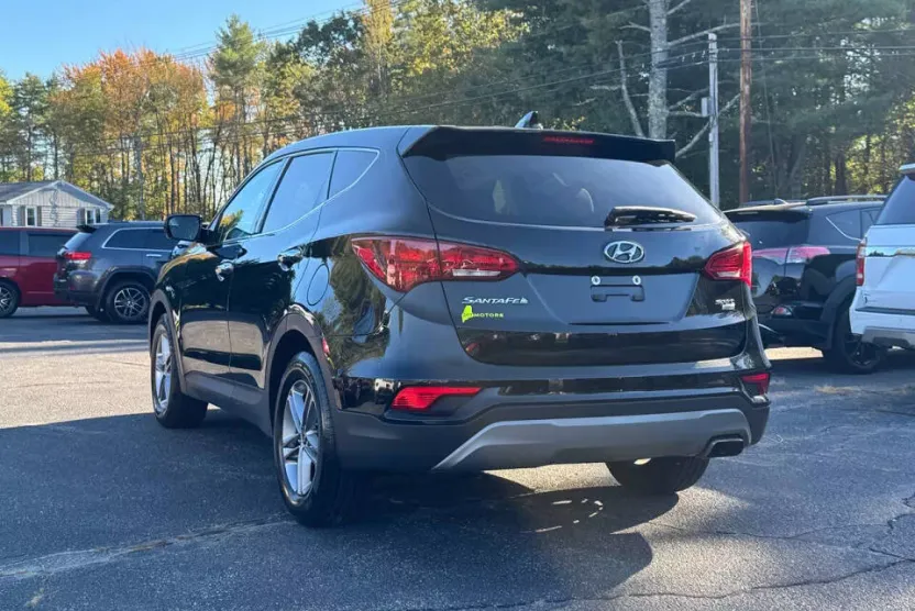 2017 Hyundai Santa Fe Sport Base photo 1