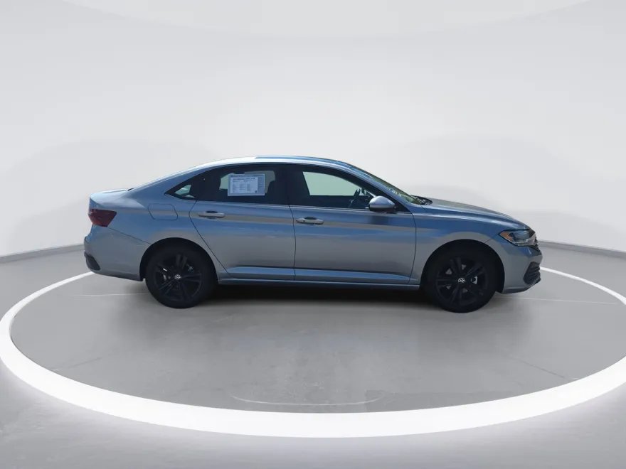2024 Volkswagen Jetta 1.5T SE photo 1