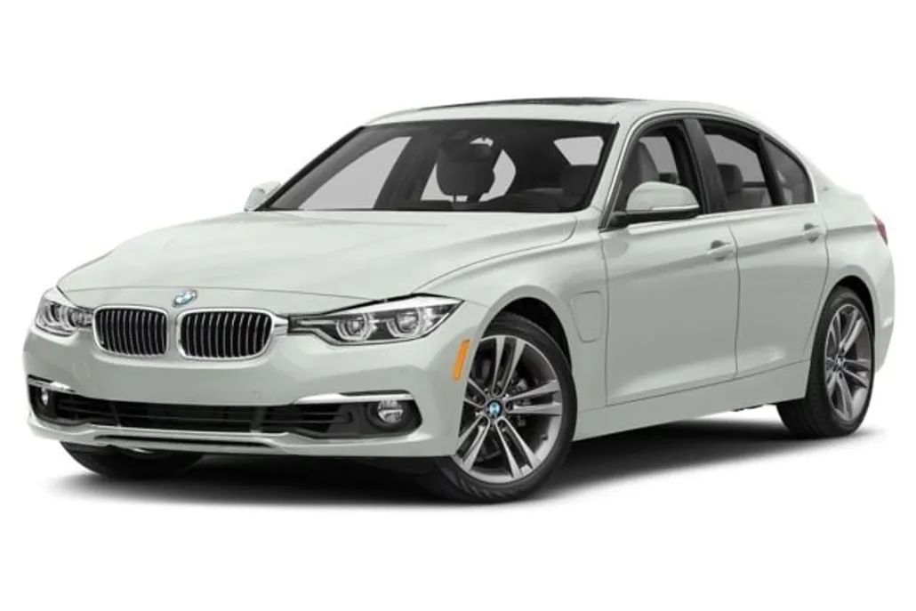 2018 Bmw 330e Sedan photo 1