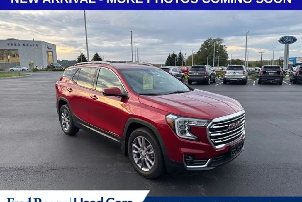 2024 Gmc Terrain SLT photo 1