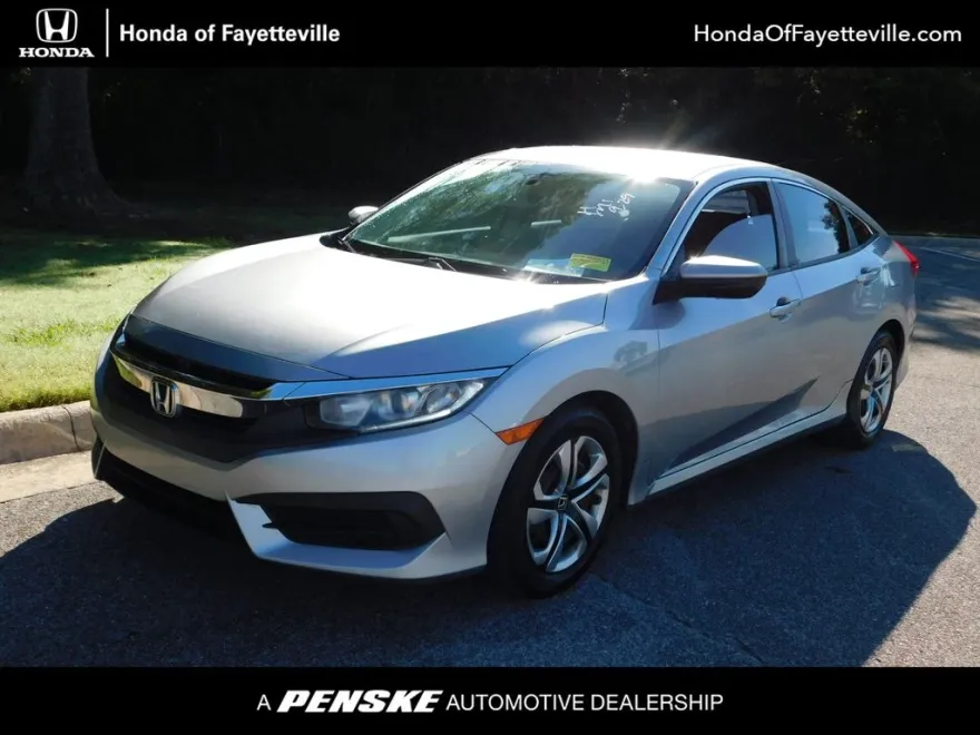 2017 Honda Civic LX photo 1