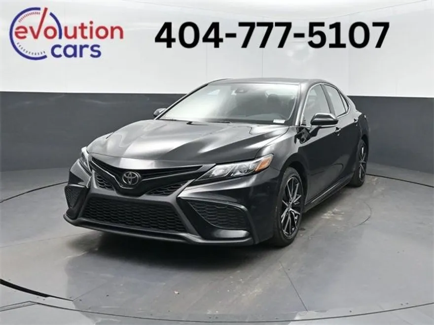 2024 Toyota Camry SE photo 1