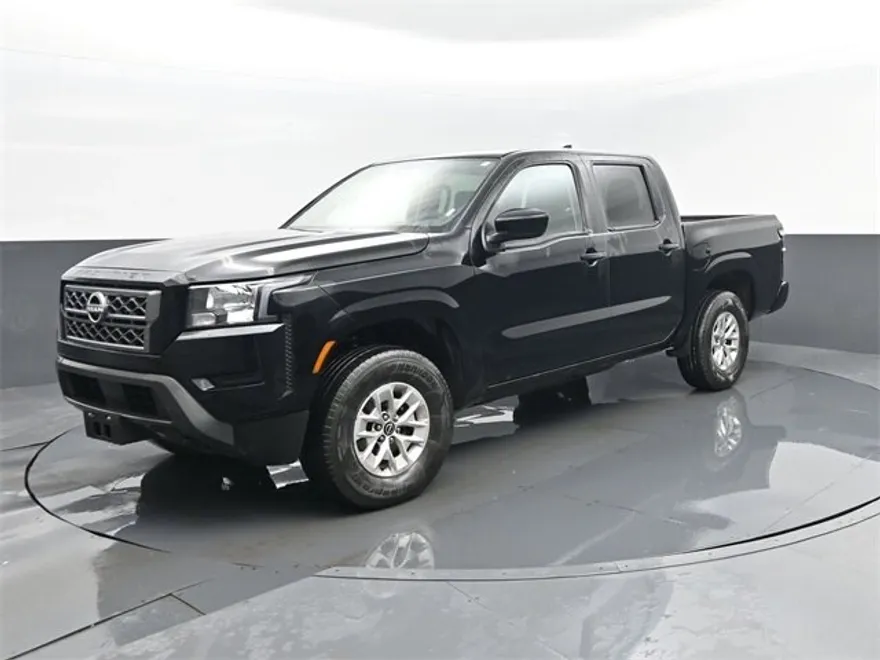 2024 Nissan Frontier SV photo 1