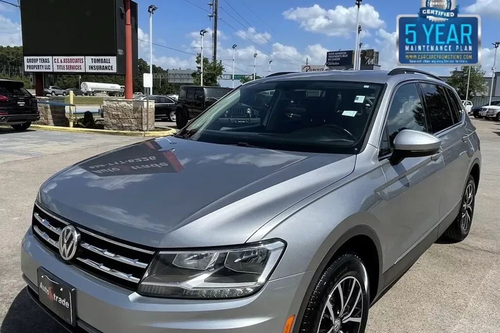 2021 Volkswagen Tiguan SE photo 1