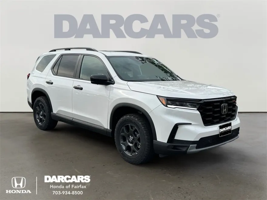 2025 Honda Pilot TrailSport photo 1
