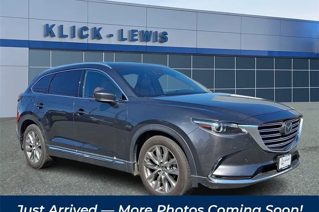 2016 Mazda CX-9 Signature photo 1