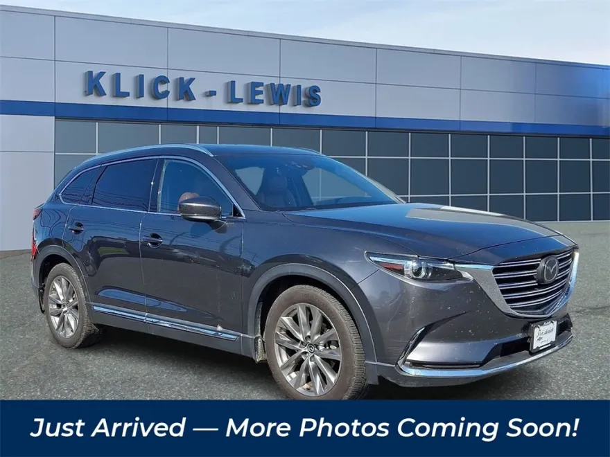 2016 Mazda CX-9 Signature photo 1