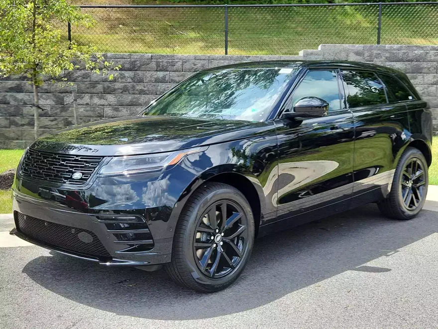 2026 Land Rover Range Rover Velar P250 Dynamic SE photo 1