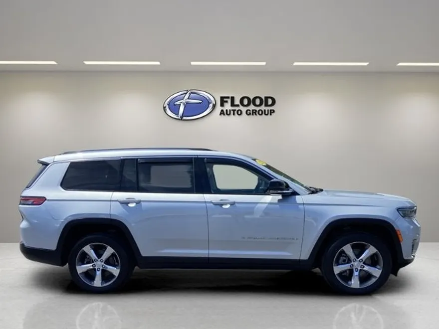 2021 Jeep Grand Cherokee Limited photo 1