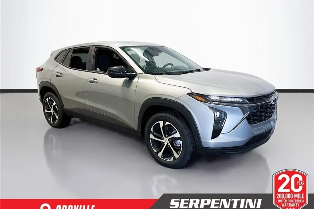 2025 Chevrolet Trax photo 1