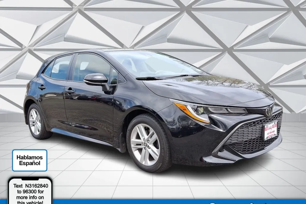 2022 Toyota Corolla SE photo 1