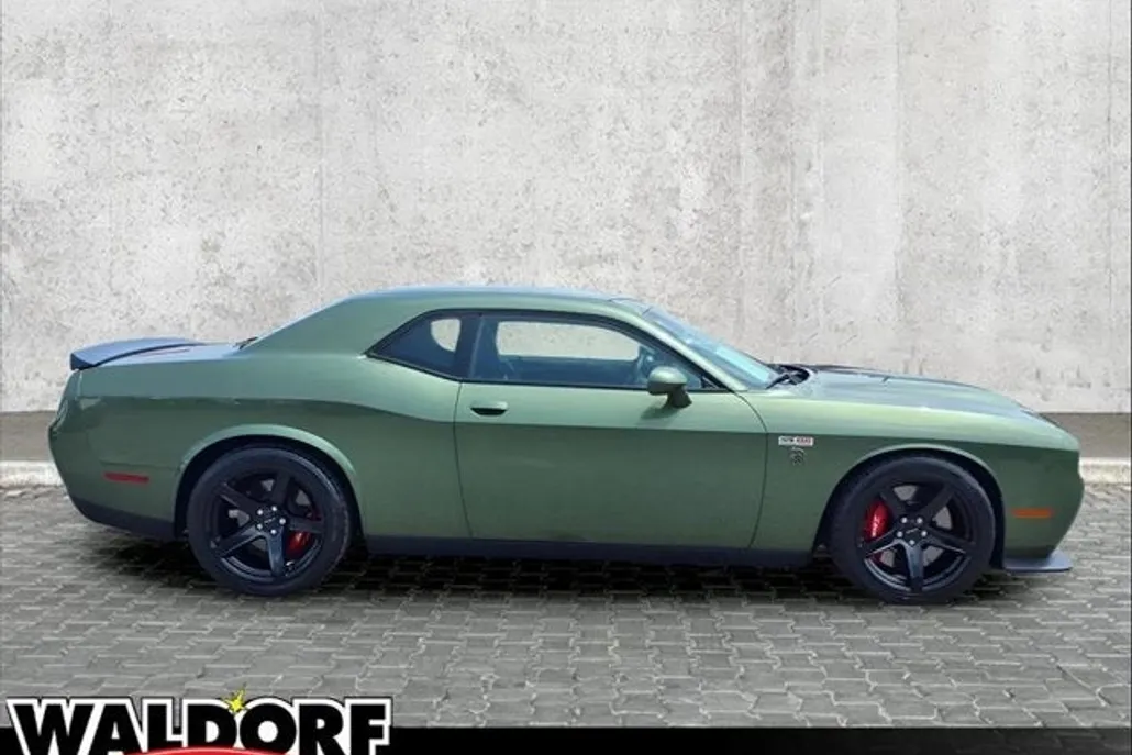 2022 Dodge Challenger SRT8 Hellcat Redeye photo 1