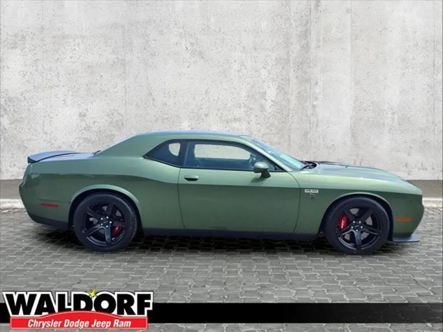 2022 Dodge Challenger SRT8 Hellcat Redeye photo 1