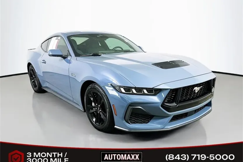 2024 Ford Mustang GT photo 1