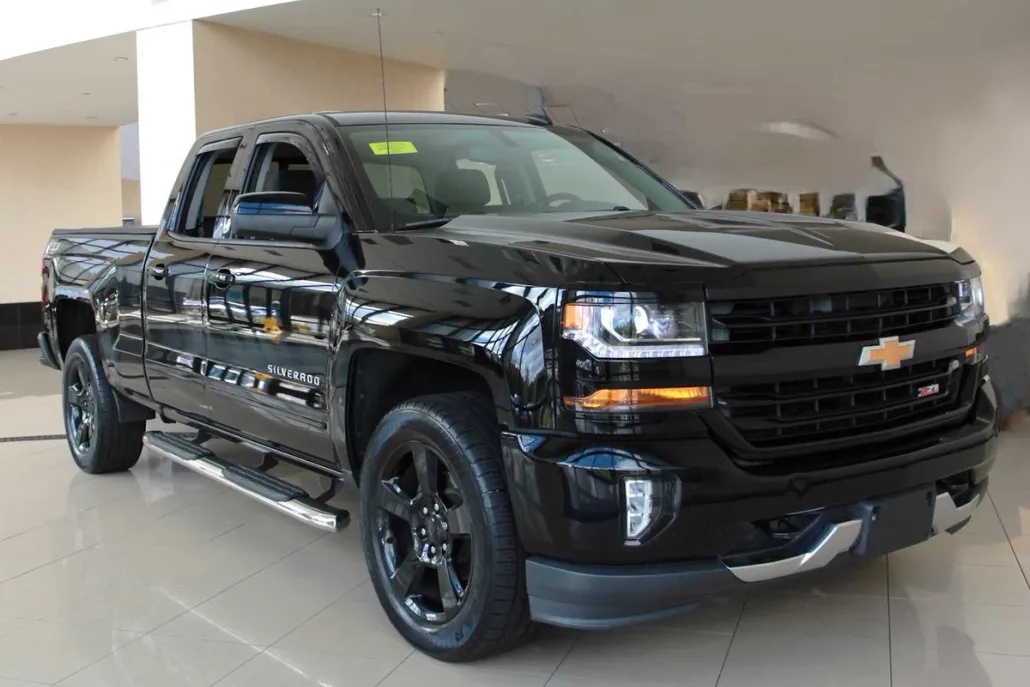 2018 Chevrolet Silverado 1500 photo 1