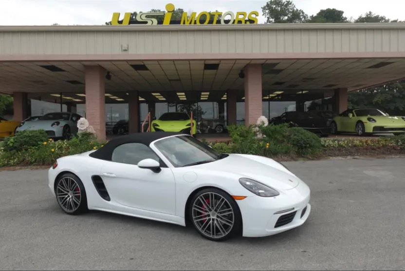 2017 Porsche Boxster S photo 1