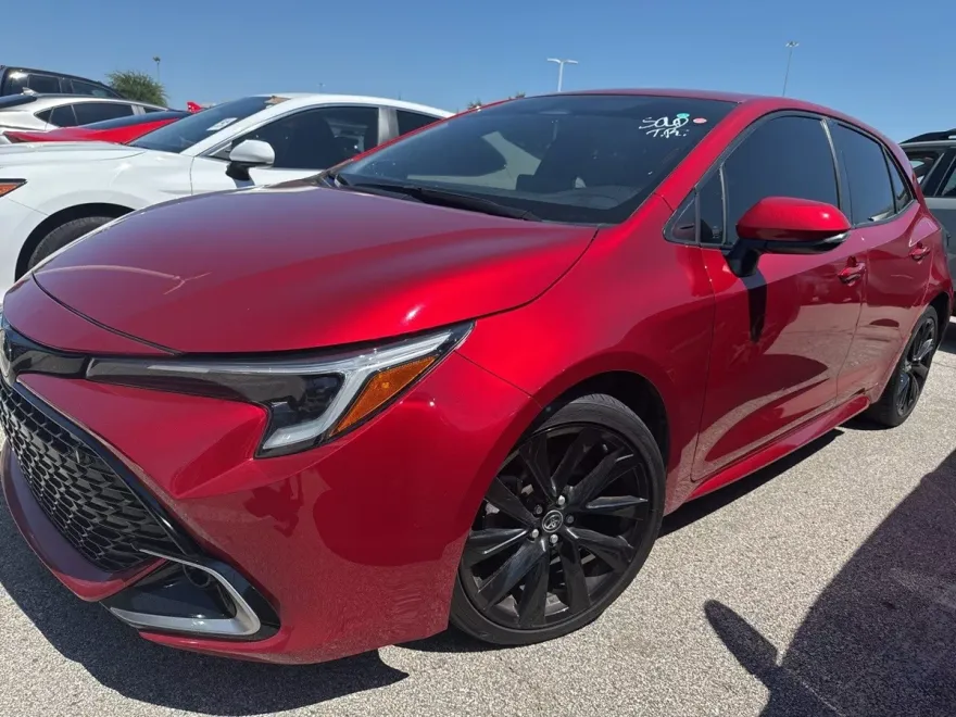 2023 Toyota Corolla XSE photo 1